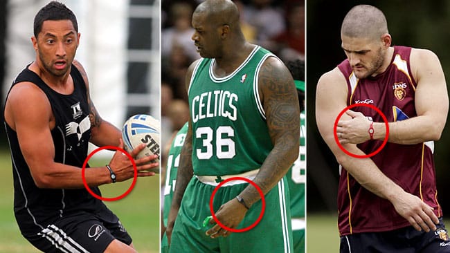 Athlètes portant un bracelet magnétique sport