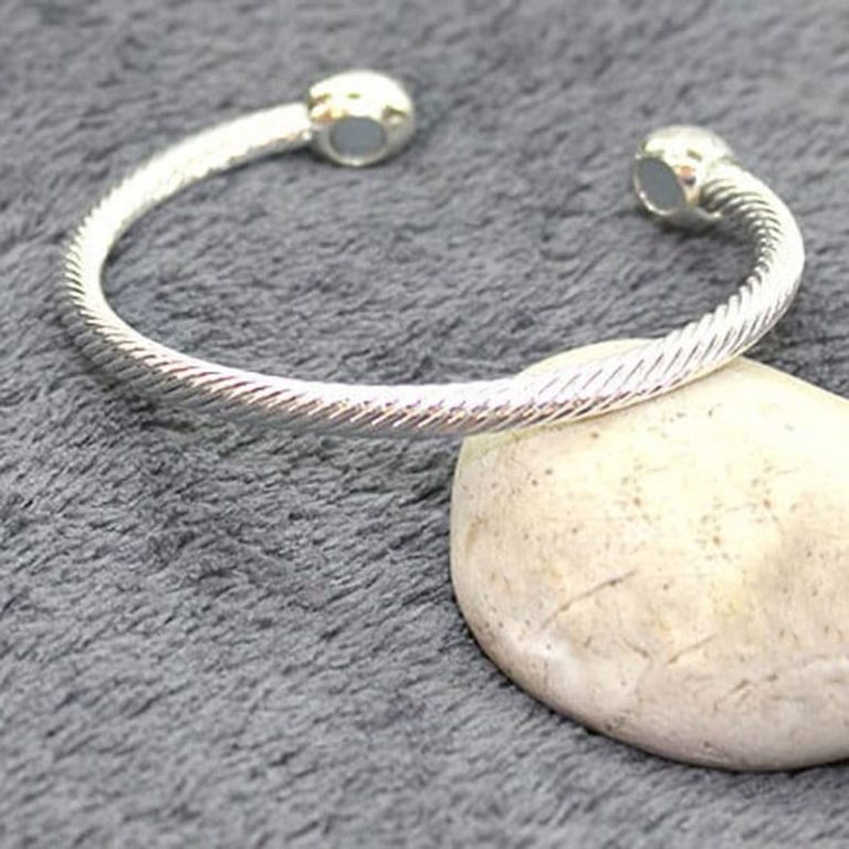 Bracelet magnétique pour maigrir (rapide et efficace) •